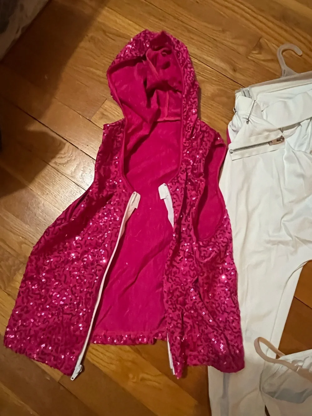 Weissman Fuchsia Sequin Hooded Top with White Loungewear Bottoms